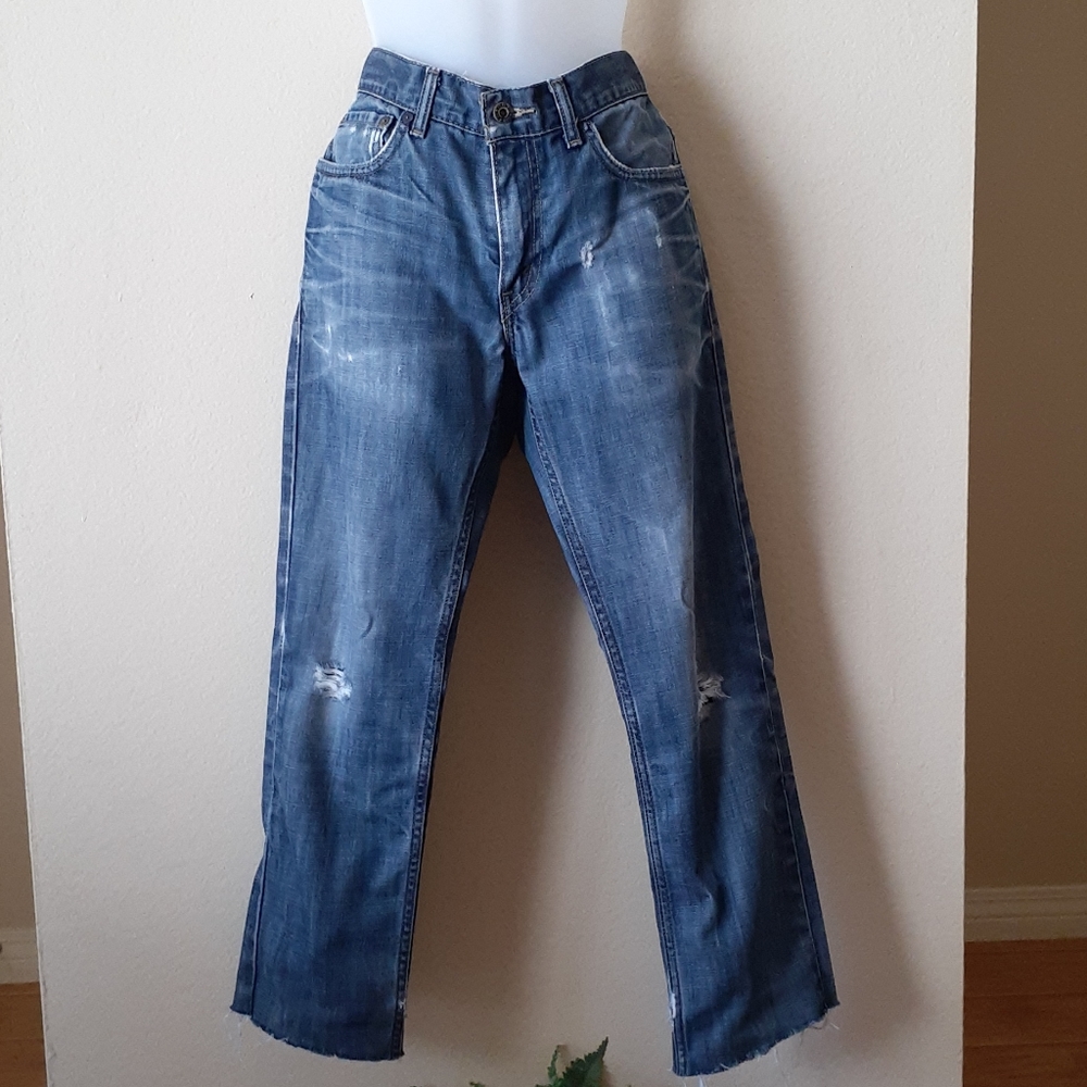 Amazing Levis 511 Cropped and Worn fresh from the cleaners!